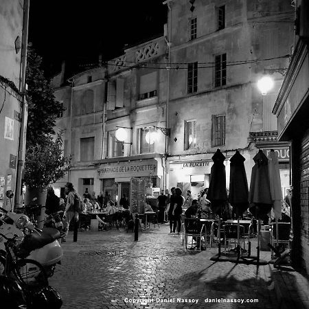 Place De La Roquette, Centre Historique Arles Buitenkant foto